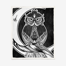 Load image into Gallery viewer, Double-Sided Super Soft Plush Moloch Blanket